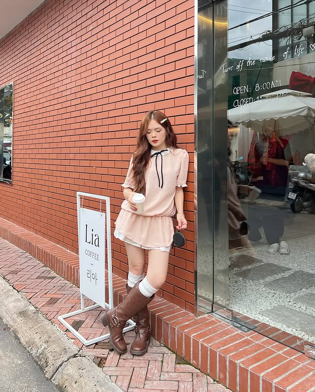  Đầm babydoll hồng bo chun phối nơ đen 