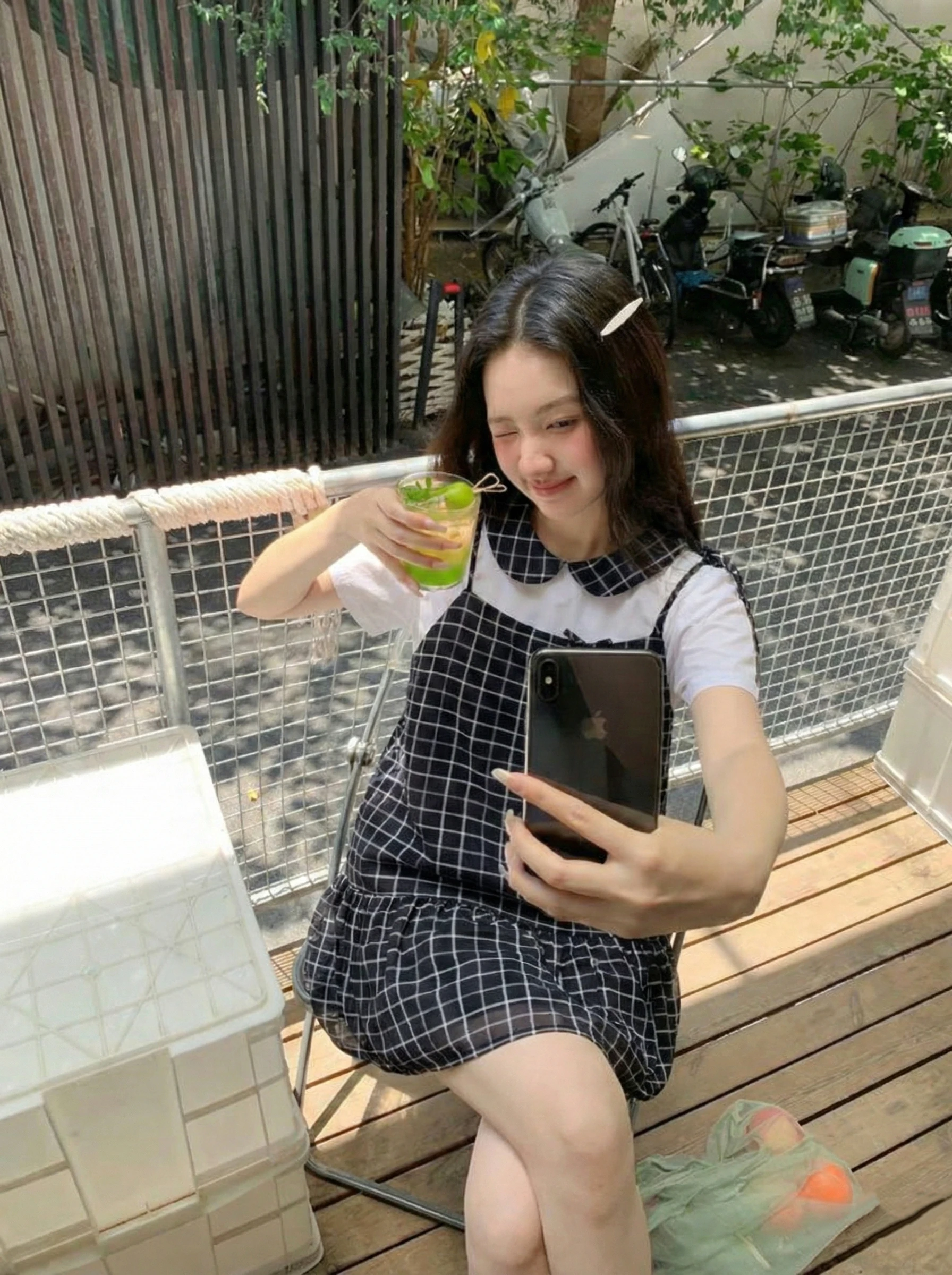 Set babydoll áo trắng cổ caro đen + yếm caro đen 