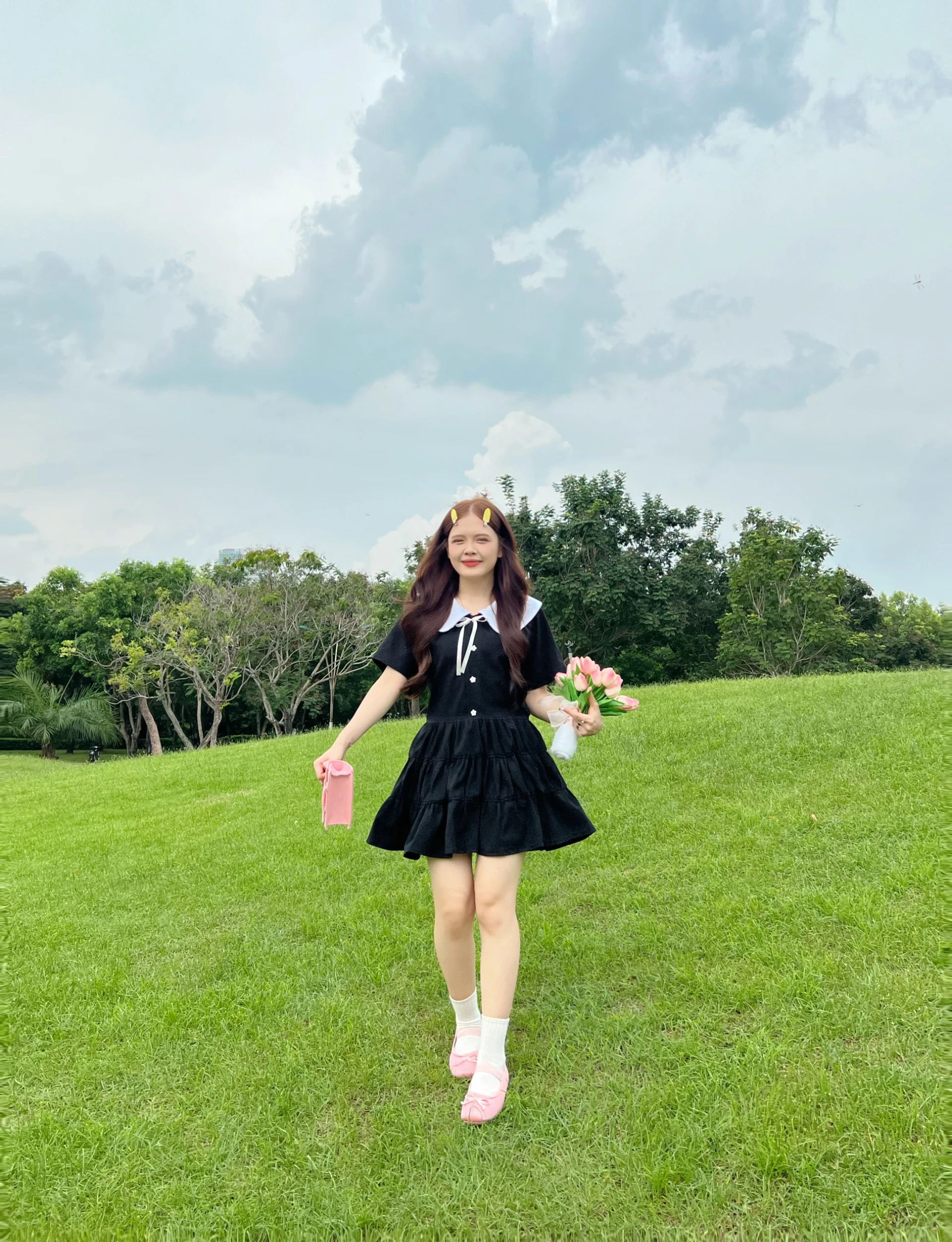 Đầm babydoll đen 3 tầng 2 dây cột eo 